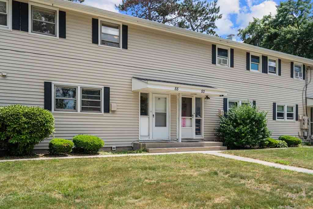Condo For Sale - 55 Meadowlark Ln #55<br/> Chicopee, MA 01022