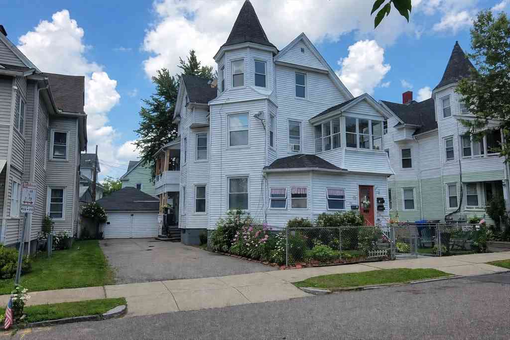 Apartment For Rent - 68 Waverly Street #3<br/> Hampden County, Springfield, MA 01107