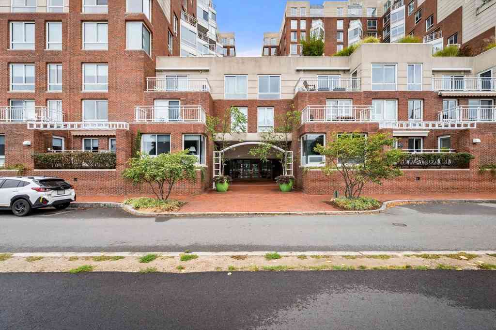 Condo For Rent - 75 Cambridge Prkwy #101<br/> Cambridge, MA 02142