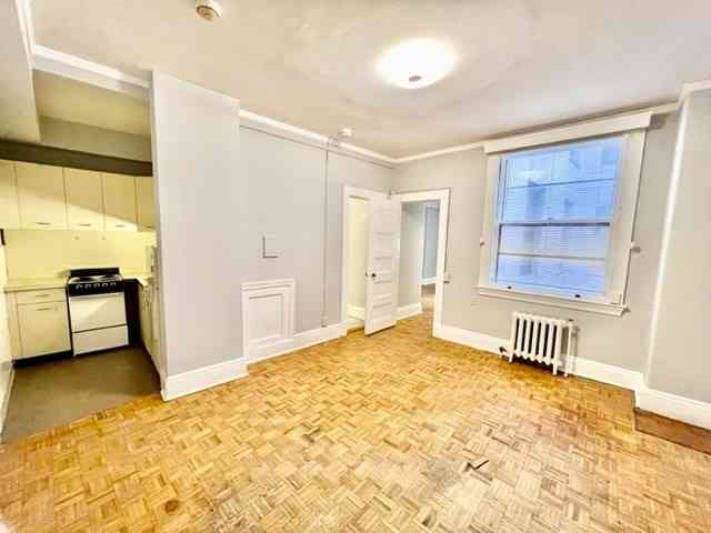 Condo For Rent - 21 Beacon #7F<br/> Suffolk County, Boston, MA 02108