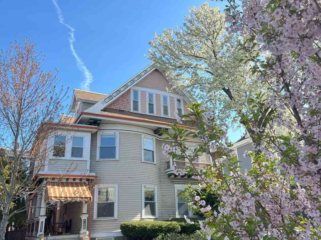 Apartment For Rent - 9 Willis St #3<br/> Boston, MA 02125