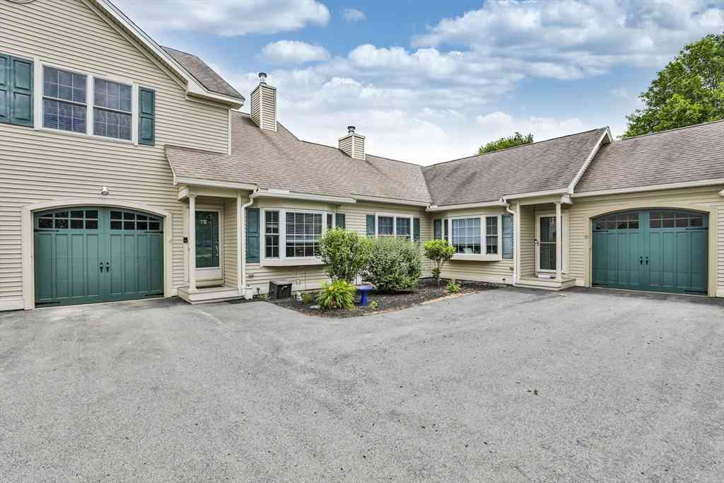 Condo For Sale - 72 Mountain Village Road #72<br/> Windham, NH 03087