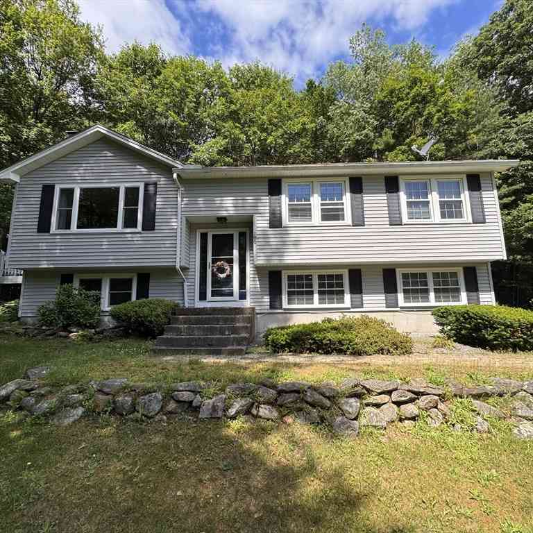 Homes For Rent - 190 Pillsbury Rd<br/> Middlesex County, Ashby, MA 01431