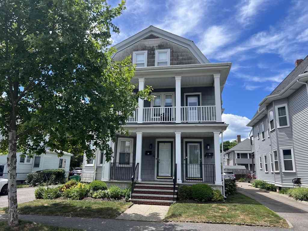 Apartment For Rent - 29 Woodrow Ave #1<br/> Newton, MA 02460