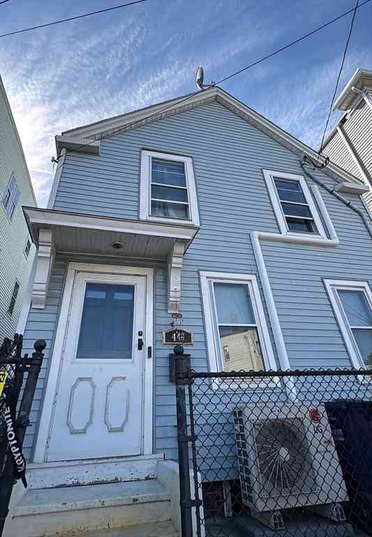 Homes For Sale - 449 Frankfort St<br/> Boston, MA 02128