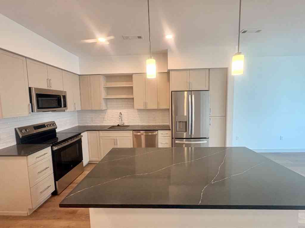 Apartment For Rent - 266 Canal Street #4404<br/> Salem, MA 01970