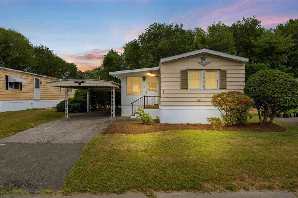 Mobile Home For Sale - 8 Thayer Dr<br/> Taunton, MA 02780