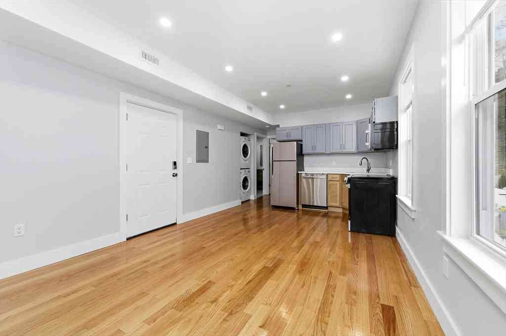 Apartment For Rent - 30 Campbell Ave #5<br/> Revere, MA 02151