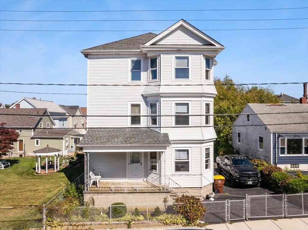 Apartment For Rent - 576 Slade St #2<br/> Fall River, MA 02724