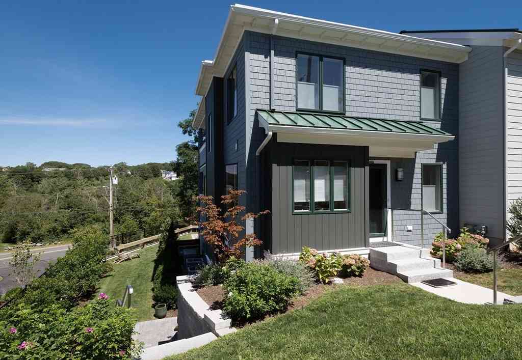 Homes For Rent - 41 Cliff Road #A<br/> Gloucester, MA 01930