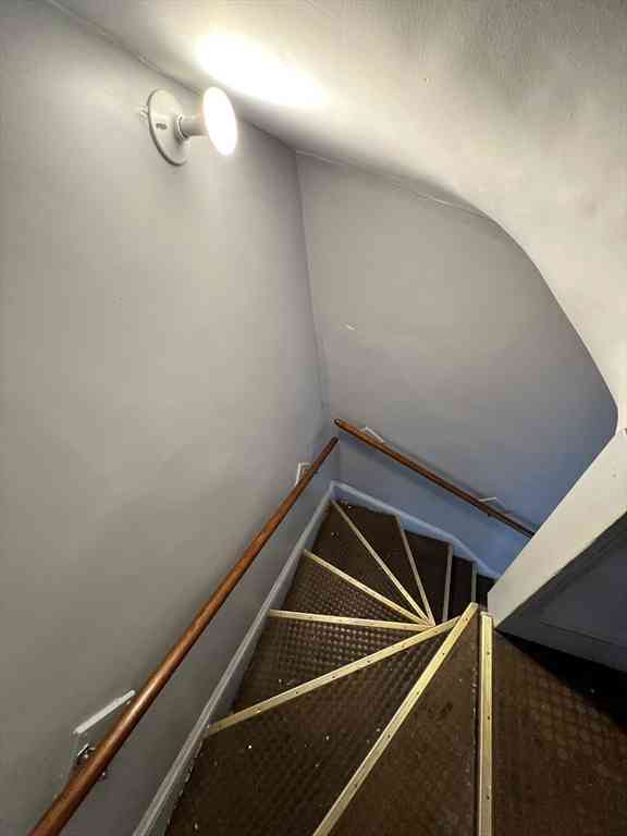 Apartment For Rent - 108 Brown Ave. #2<br/> Holyoke, MA 01040