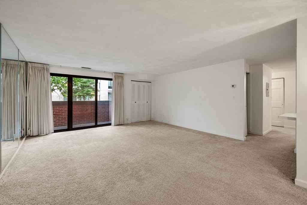 Condo For Rent - 1600 Massachusetts Avenue #205<br/> Cambridge, MA 02138
