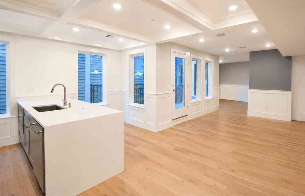 Apartment For Rent - 265 Washington Street #1<br/> Somerville, MA 02143
