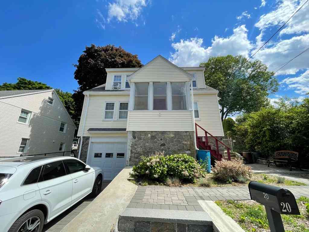 Homes For Rent - 20 Oak Road<br/> Middlesex County, Medford, MA 02155