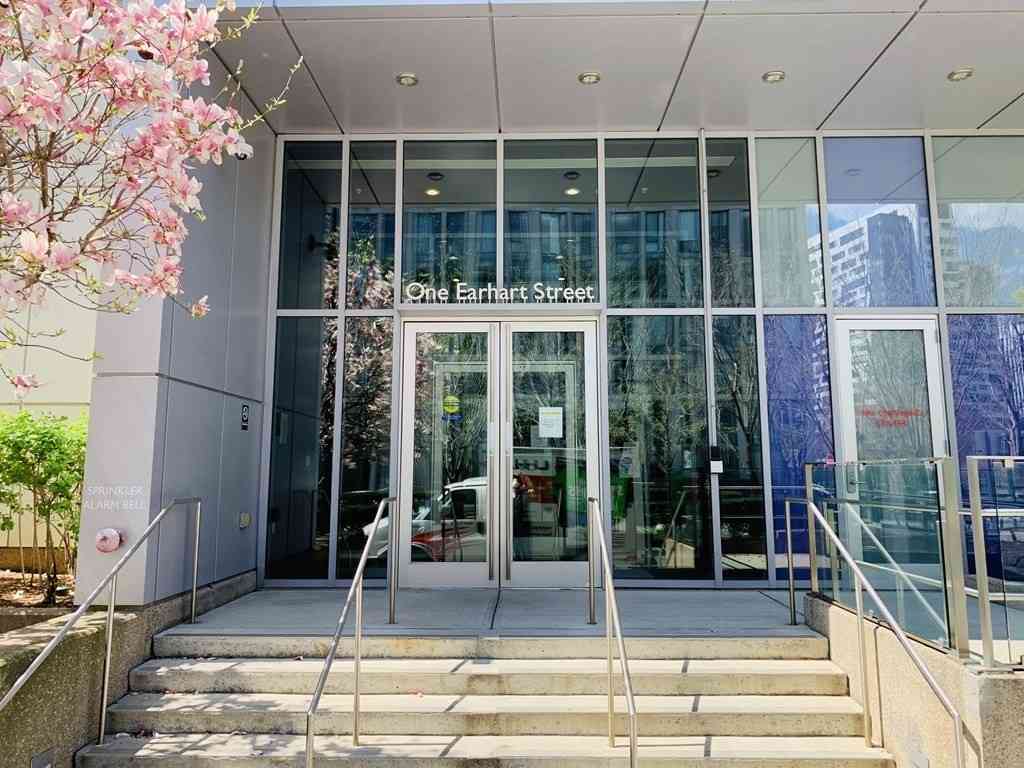 Condo For Rent - 1 Earhart #521<br/> Cambridge, MA 02141