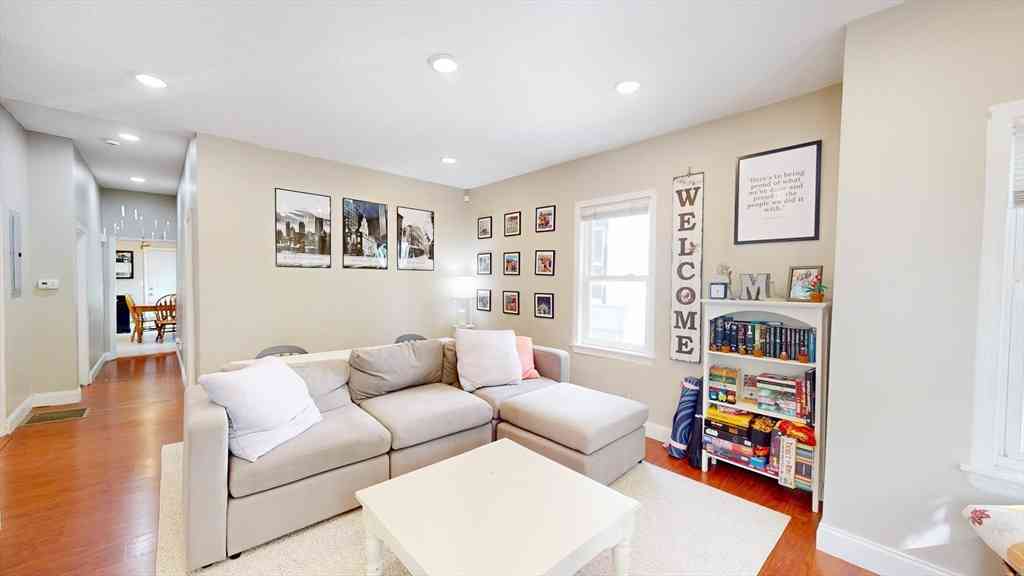 Apartment For Rent - 34 Sargent Ave #1B<br/> Somerville, MA 02145