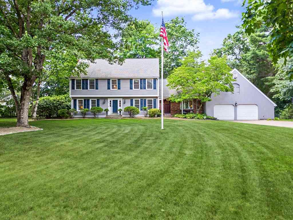 Homes For Sale - 9 Brookside Lane<br/> Norfolk, MA 02056