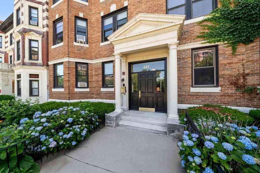 Condo For Sale - 451 Park Dr #2B<br/> Boston, MA 02215