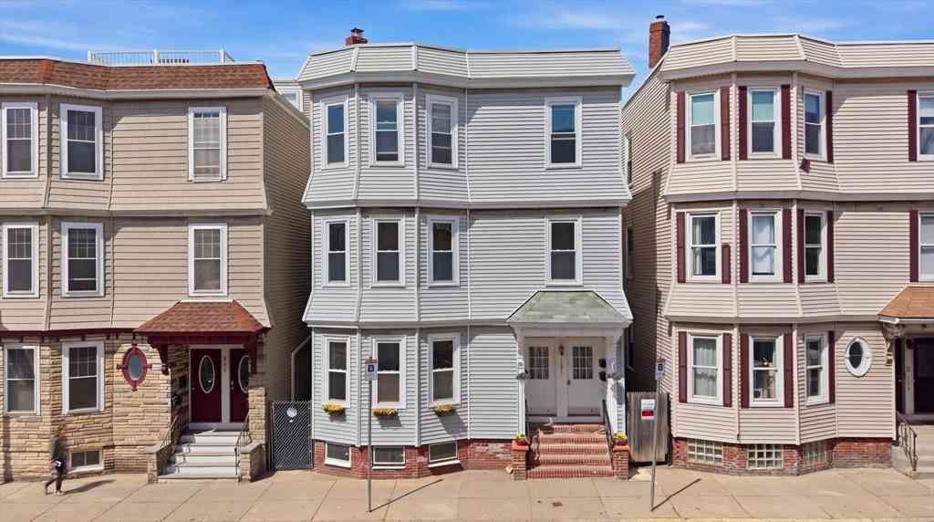 Homes For Sale - 151 L Street<br/> Boston, MA 02127