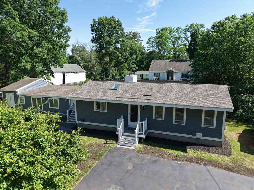 Homes For Sale - 86 Meadowbrook Road<br/> Chelmsford, MA 01863