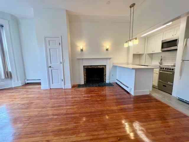Condo For Rent - 591 Beacon Street #3<br/> Boston, MA 02215