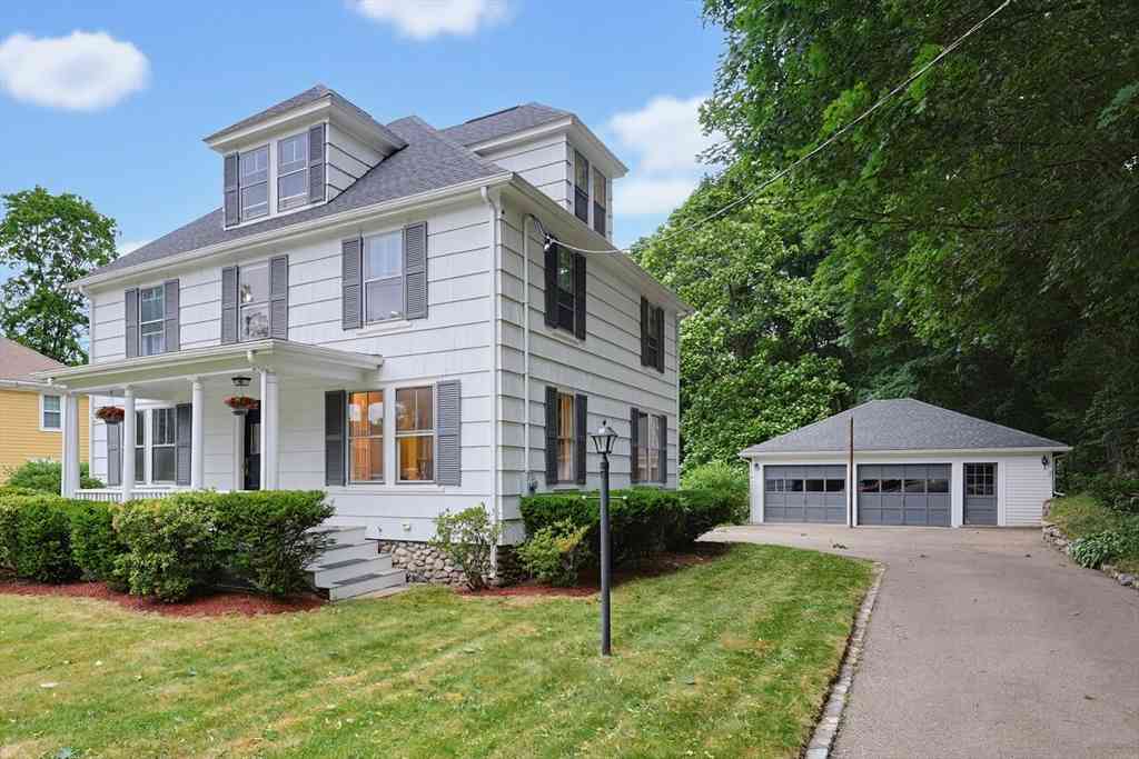 Homes For Sale - 78 Franklin St<br/> Wrentham, MA 02093