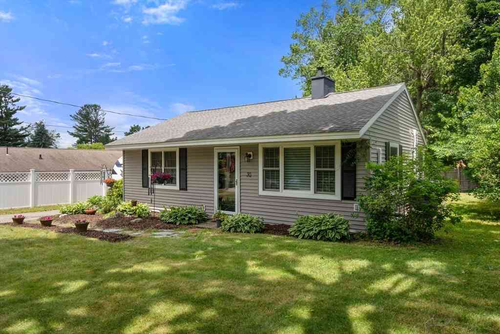 Homes For Sale - 30 Colonial Rd.<br/> Worcester County, Holden, MA 01520