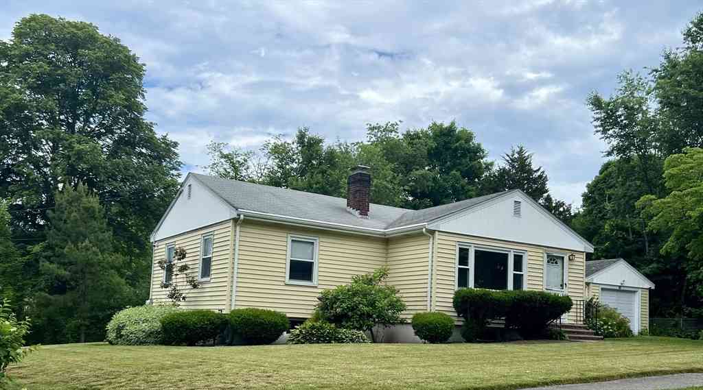 Homes For Rent - 50 Sassamon Ave<br/> Milton, MA 02186