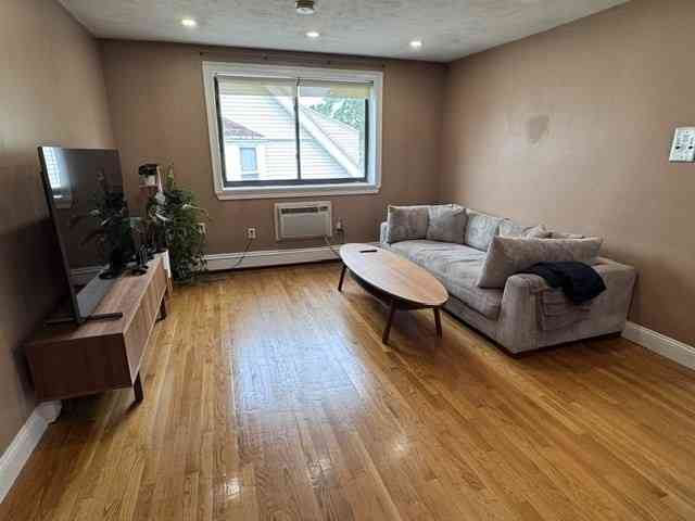 Apartment For Rent - 47 Gardner St #12<br/> Boston, MA 02134