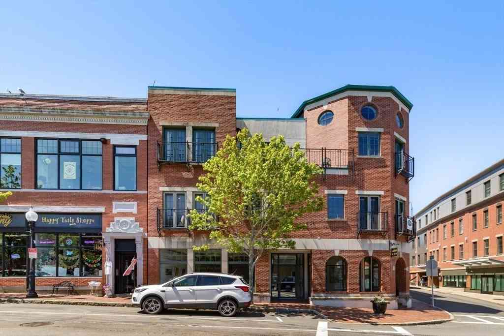 Condo For Sale - 196 Main St #1<br/> Gloucester, MA 01930