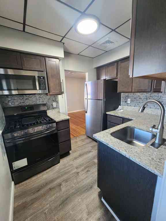 Apartment For Rent - 920 Pine St #3W<br/> Fall River, MA 02720