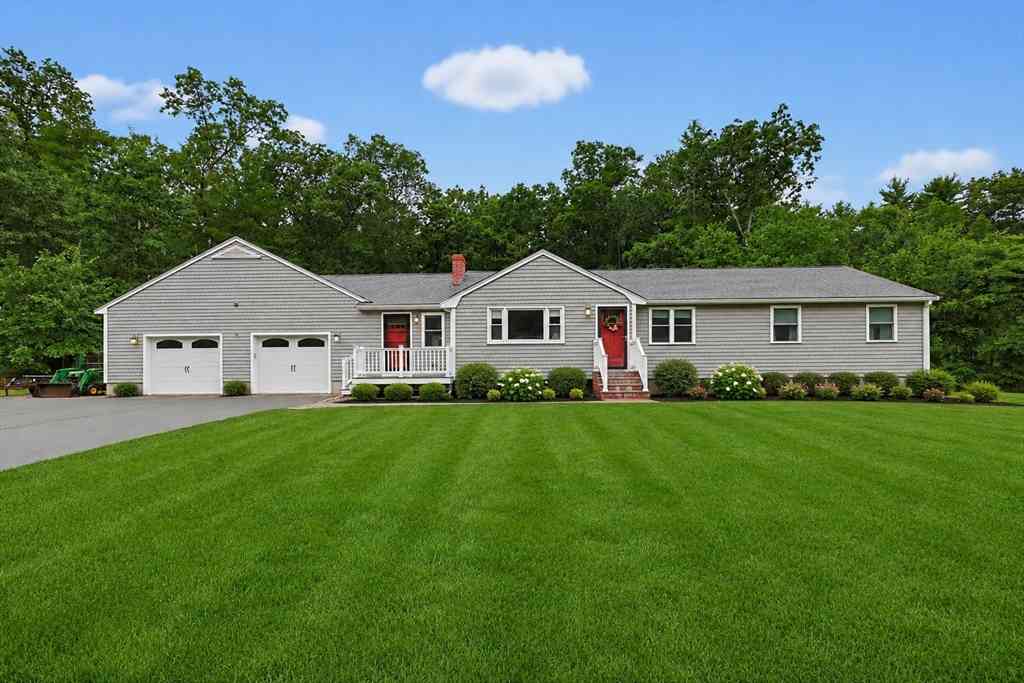 Homes For Sale - 165 Harvard Lane<br/> Wrentham, MA 02093