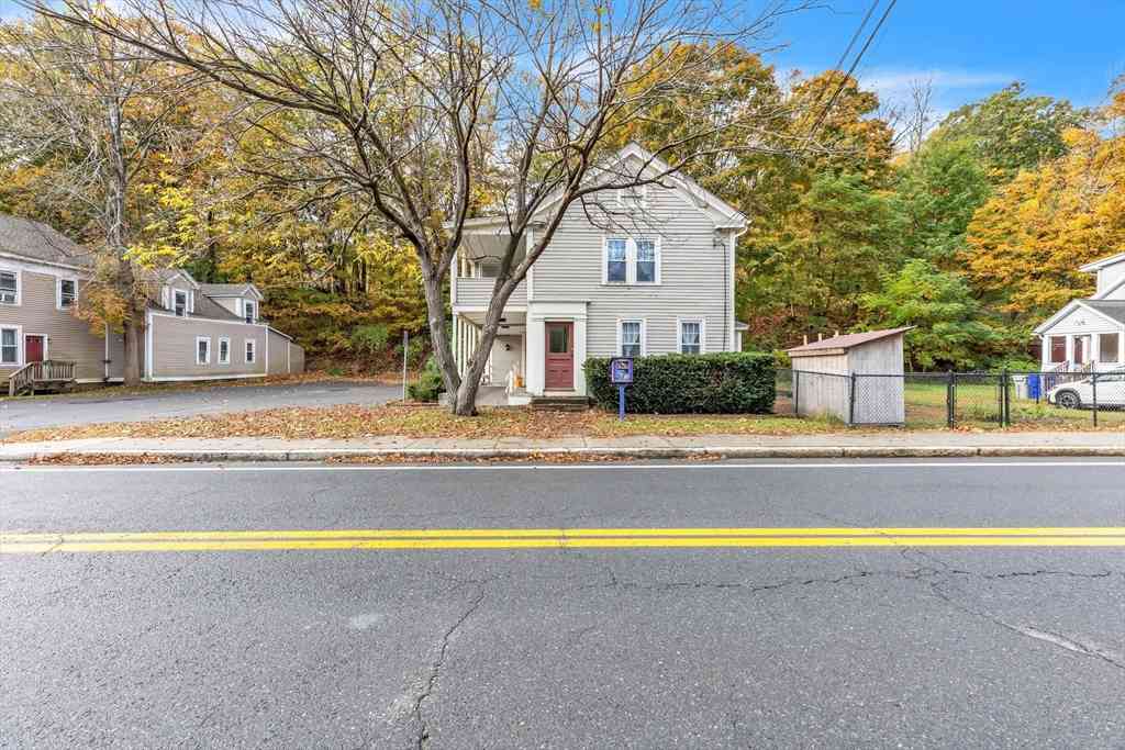 Homes For Sale - 9 Russell Rd<br/> Hampshire County, Huntington, MA 01050