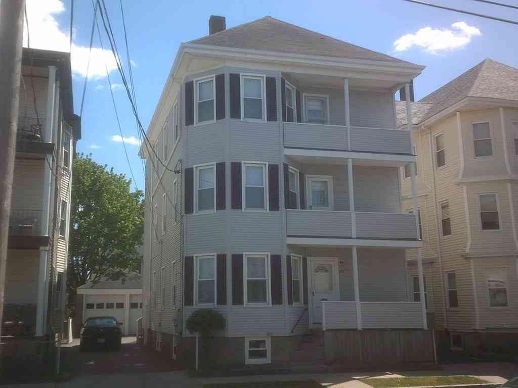Apartment For Rent - 288 Earle St #2<br/> Bristol County, New Bedford, MA 02746