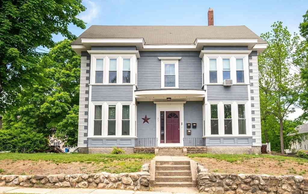 Homes For Sale - 21 Pleasant Street<br/> Merrimac, MA 01860