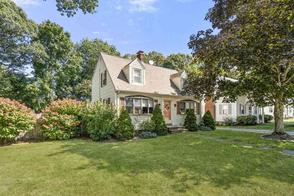 Homes For Sale - 285 Vernon St<br/> Norwood, MA 02062