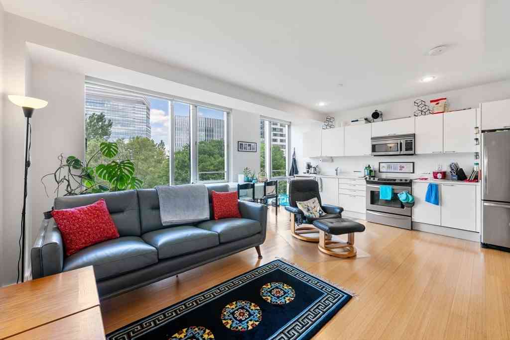 Condo For Rent - 2 Earhart St #421<br/> Middlesex County, Cambridge, MA 02141