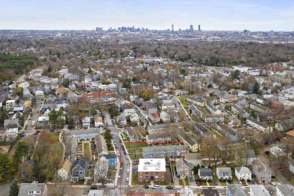 Condo For Rent - 71 Oxford Ave #3<br/> Middlesex County, Cambridge, MA 02138