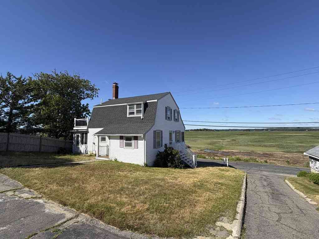 Homes For Rent - 65 Gurnet Rd<br/> Plymouth County, Duxbury, MA 02332