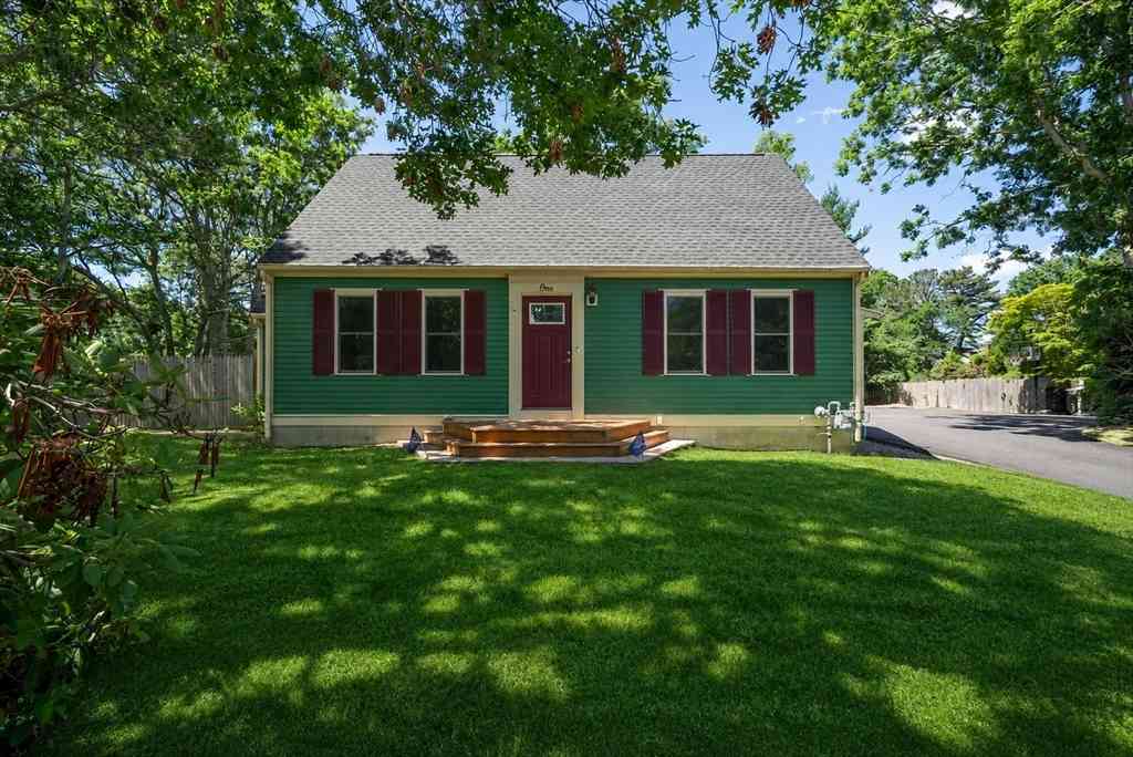 Homes For Sale - 1 Pebble Path<br/> Sandwich, MA 02644