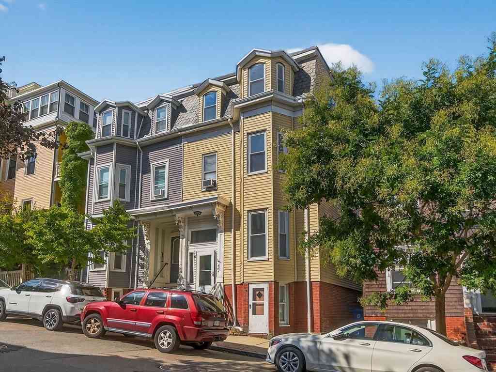 Homes For Rent - 404 East 7th Street<br/> Boston, MA 02127
