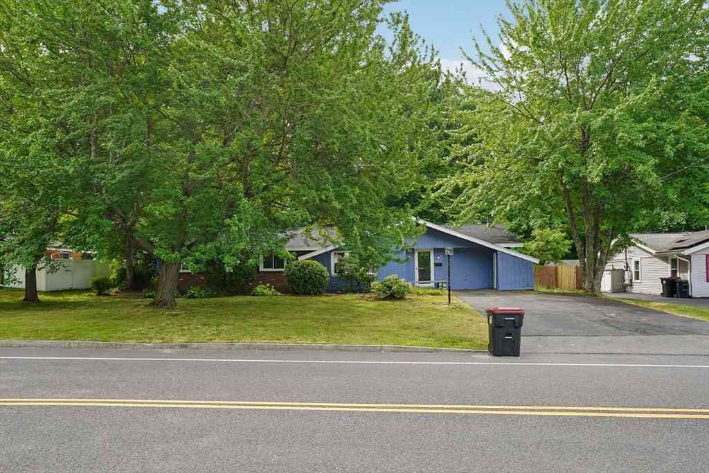 Homes For Sale - 237 Hovenden Ave<br/> Brockton, MA 02302