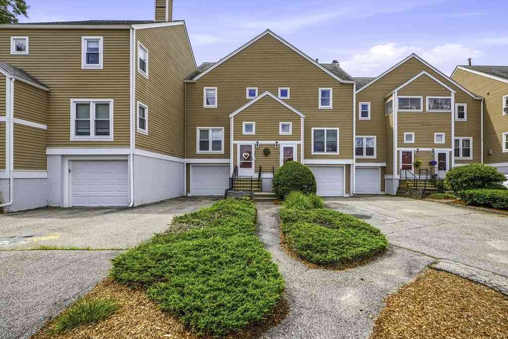 Condo For Sale - 44 Merlin Ct #44<br/> Worcester County, Worcester, MA 01602