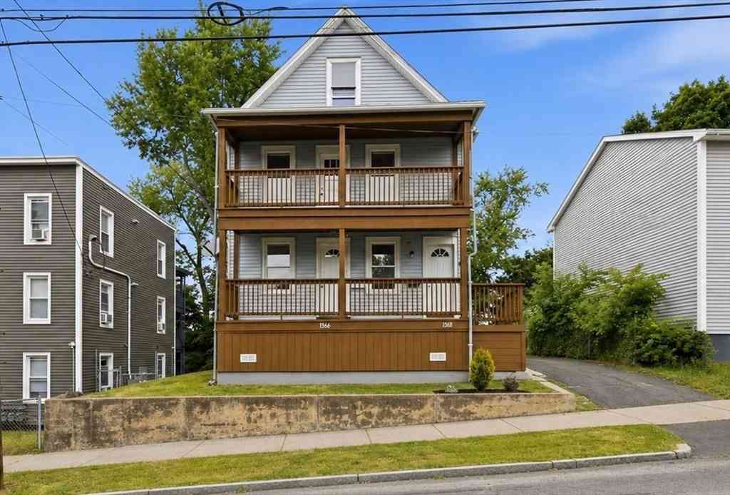 Homes For Sale - 1386-1388 Worcester St<br/> Springfield, MA 01151