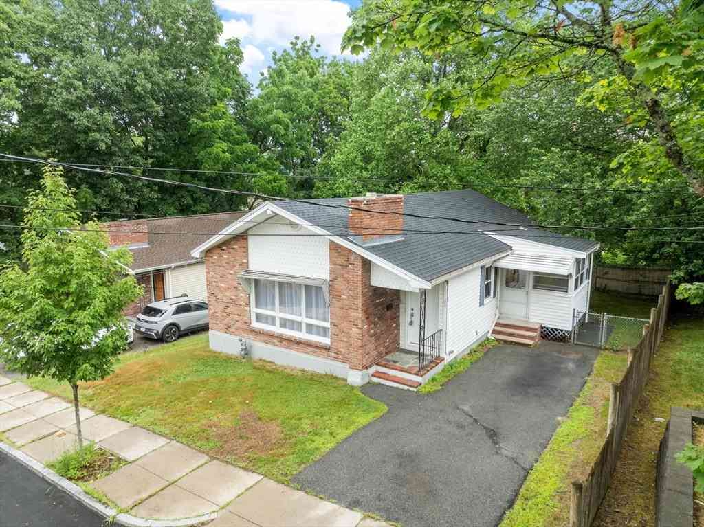 Homes For Sale - 68 Charles St<br/> Suffolk County, Boston, MA 02136