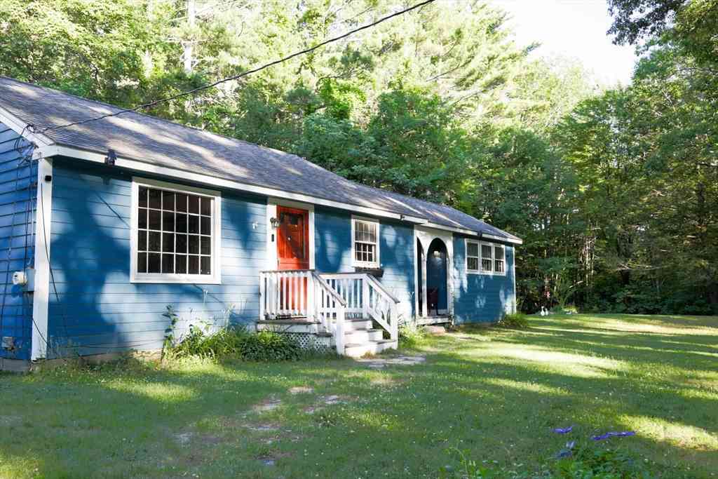 Homes For Sale - 203 Wallace Hill<br/> Middlesex County, Townsend, MA 01469