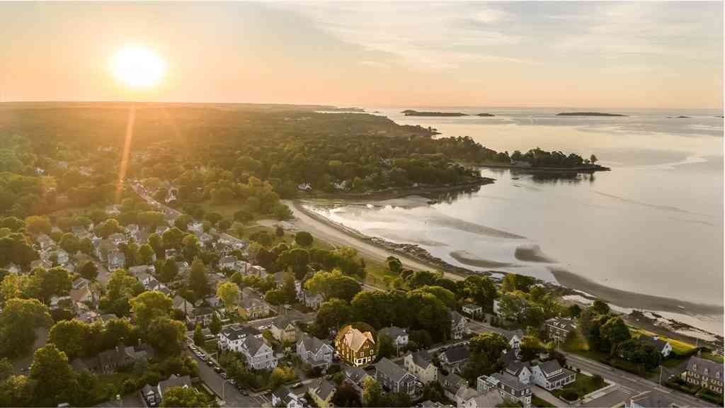 Homes For Sale - 32 Ocean St<br/> Beverly, MA 01915
