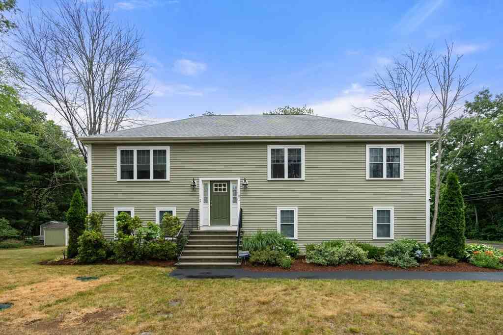 Homes For Sale - 101 Prospect Hill St<br/> Taunton, MA 02780