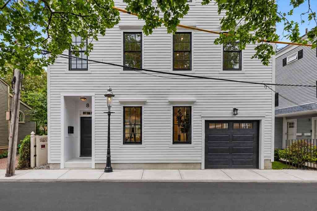 Homes For Sale - 8 Lawrence St<br/> Boston, MA 02129
