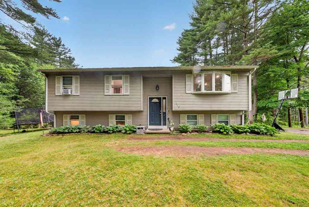 Homes For Sale - 112 Bond Rd<br/> Charlton, MA 01507